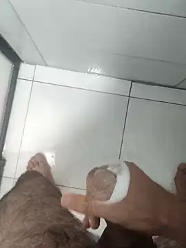 legolasleo online show from 12/18/25, 07:42