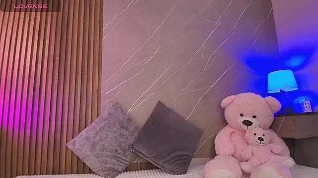 ariana jhonson1 online show from 03/20/26, 12:32