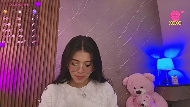 ariana jhonson1 online show from 04/21/26, 12:00