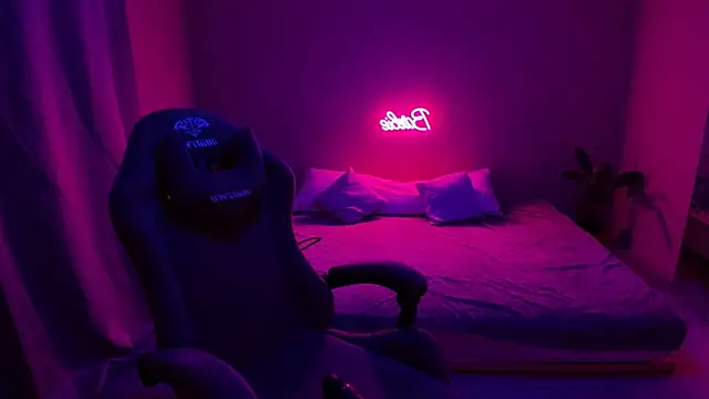 YourMegan online show from 02/19/25, 01:40