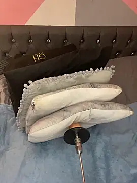 Nicky gh online show from 12/05/25, 08:38