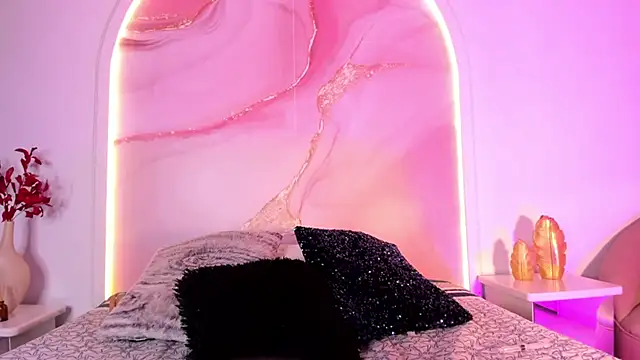 Sofii Lopezz online show from 02/17/25, 12:27