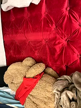 akirahattori online show from 10/31/25, 03:40