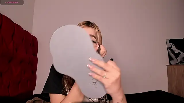 akirahattori online show from 04/25/26, 04:48