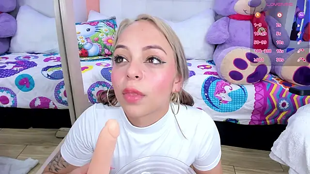 miss  lizeth online show from 02/06/25, 09:38