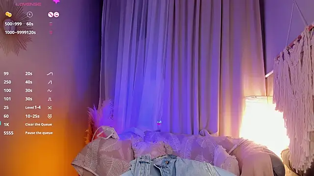 Agatha Mott online show from 03/09/25, 11:47