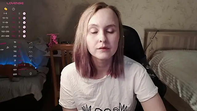 Agatha Mott online show from 10/14/25, 11:22