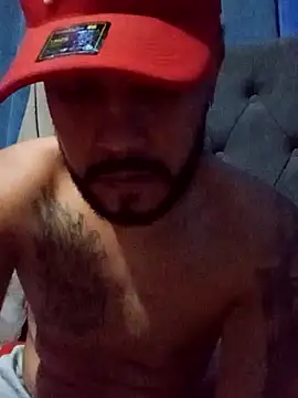 Snapshot of Elgroney23 chatting on 03/29/26, 04:45 Elgroney23 online show from 03/29/26, 04:45