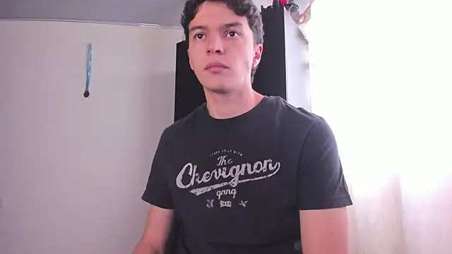 Snapshot of Mastrangelo_xxx chatting on 03/13/25, 01:18 Mastrangelo xxx online show from 03/13/25, 01:18