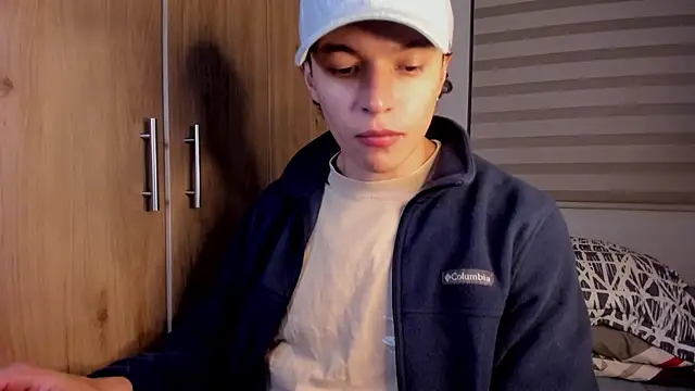 Snapshot of Mastrangelo_xxx chatting on 01/09/26, 04:59 Mastrangelo xxx online show from 01/09/26, 04:59