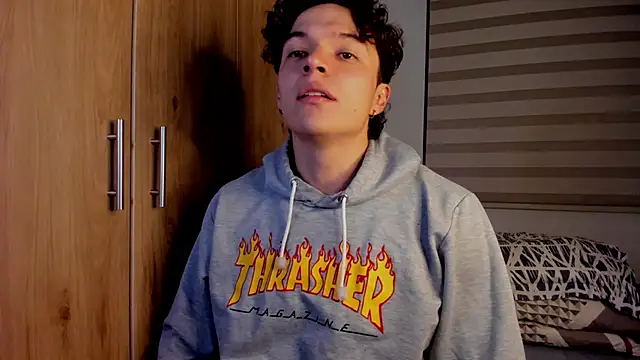 Snapshot of Mastrangelo_xxx chatting on 01/14/26, 04:07 Mastrangelo xxx online show from 01/14/26, 04:07