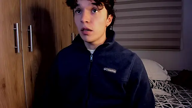 Snapshot of Mastrangelo_xxx chatting on 02/13/26, 04:41 Mastrangelo xxx online show from 02/13/26, 04:41