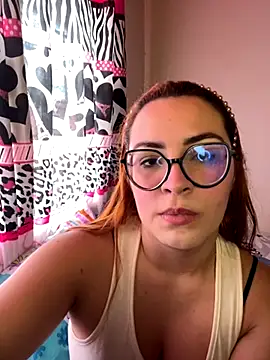 Snapshot of JessyCream chatting on 09/28/25, 06:57 JessyCream online show from 09/28/25, 06:57