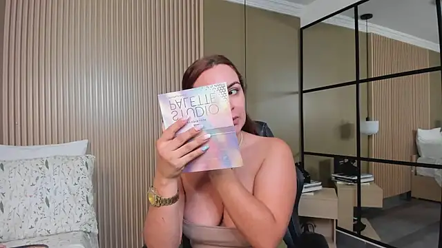 Snapshot of JessyCream chatting on 02/21/26, 05:58 JessyCream online show from 02/21/26, 05:58