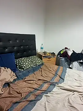 liamlara online show from 03/06/26, 12:51