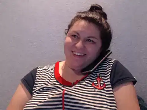 KiraSwee online show from 01/29/25, 06:18