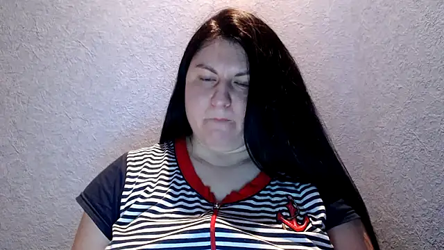 KiraSwee online show from 03/07/25, 06:11