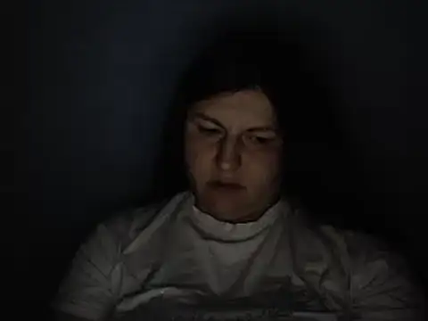 KiraSwee online show from 09/18/25, 08:44