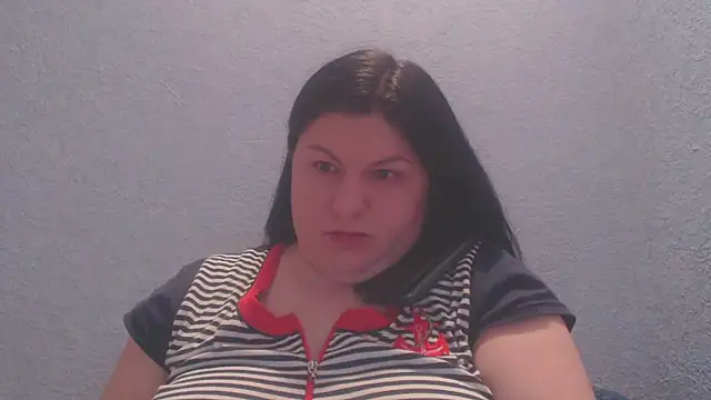 KiraSwee online show from 02/19/26, 07:32