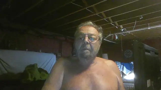 Snapshot of mercuryice chatting on 10/08/25, 02:25 mercuryice online show from 10/08/25, 02:25