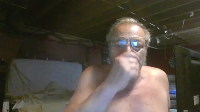 Snapshot of mercuryice chatting on 06/12/26, 02:38 mercuryice online show from 06/12/26, 02:38