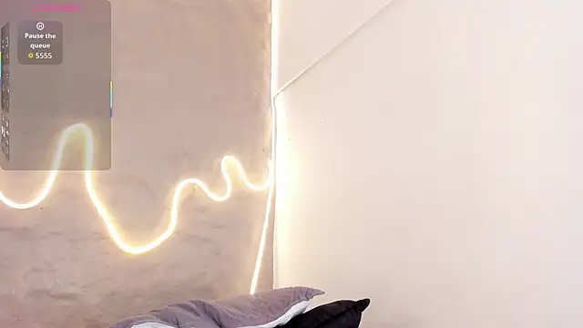 Snapshot of Demy_Ruiz chatting on 10/01/25, 03:34 Demy Ruiz online show from 10/01/25, 03:34