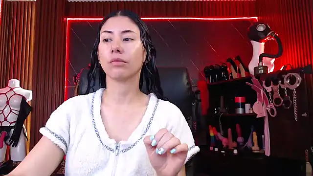 XiaQueen online show from 09/29/25, 11:59