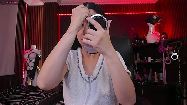 XiaQueen online show from 12/05/25, 11:19