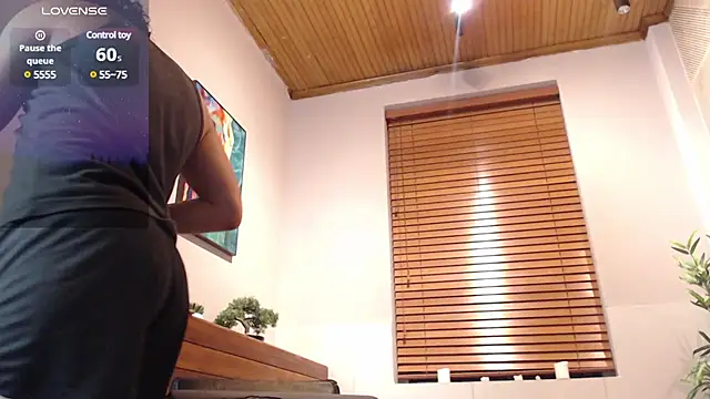 Gabriell ramirez online show from 02/17/25, 03:47