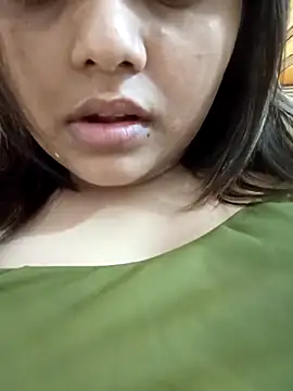 blue-berry07 online show from 11/14/25, 08:02