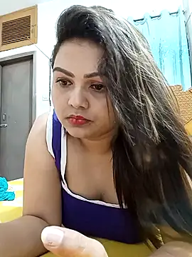 blue-berry07 online show from 04/05/26, 03:53