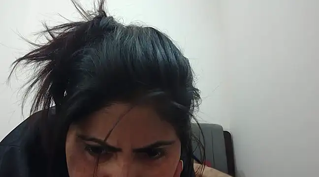 Queen Couple online show from 02/09/25, 10:20