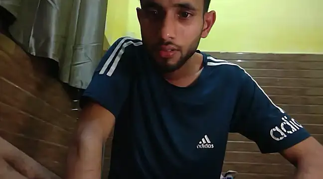 Queen Couple online show from 02/10/25, 05:30