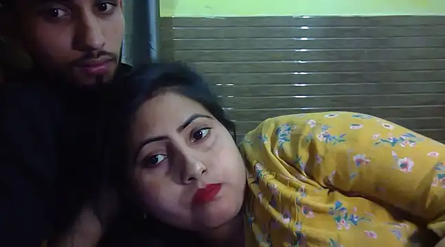 Queen Couple online show from 02/15/25, 04:34