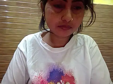 Queen Couple online show from 03/09/25, 06:43