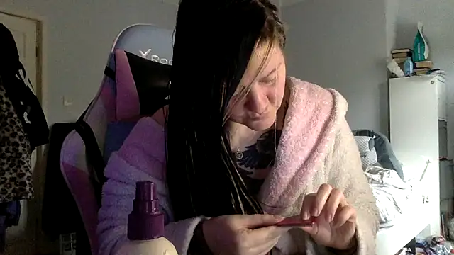 AureliaXOX online show from 02/13/25, 10:55