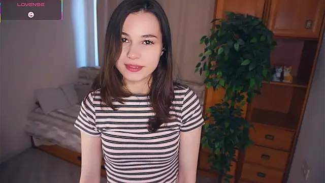 EleneBrach online show from 09/15/25, 06:13