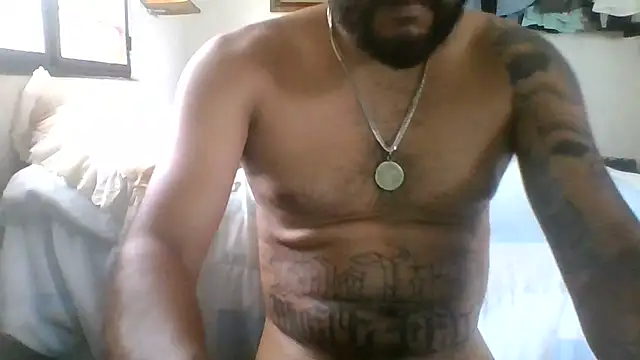 Snapshot of dickman10 chatting on 05/19/26, 10:05 dickman10 online show from 05/19/26, 10:05