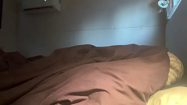 Snapshot of redone8in chatting on 02/03/25, 04:52 redone8in online show from 02/03/25, 04:52