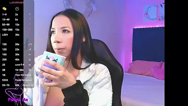 SallyWhitee online show from 09/21/25, 04:36