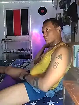 Snapshot of XhaseFoX chatting on 02/09/25, 02:49 XhaseFoX online show from 02/09/25, 02:49