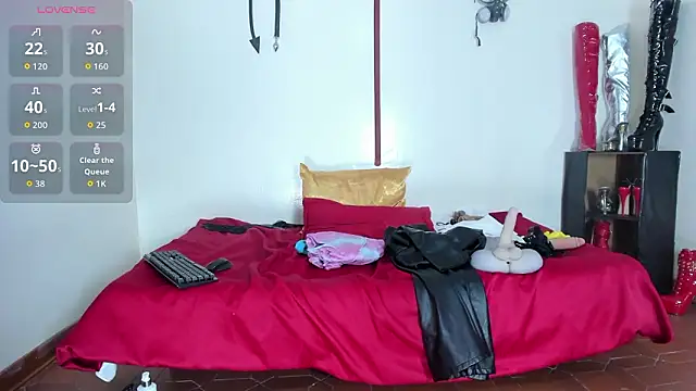 aurora cullen  online show from 02/10/26, 11:47