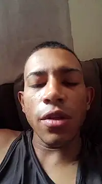 Mineirinho043 online show from 02/03/25, 01:19
