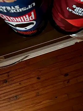 Mineirinho043 online show from 11/03/25, 11:44