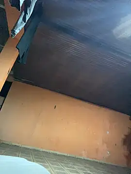 Mineirinho043 online show from 04/17/26, 11:19