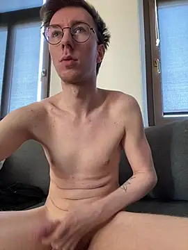 ItsMeLumisch online show from 03/05/26, 12:23