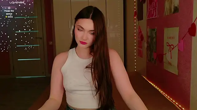 Kira Jin online show from 03/09/26, 07:23