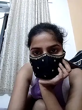 Snapshot of fuungirl38 chatting on 05/11/26, 04:04 fuungirl38 online show from 05/11/26, 04:04