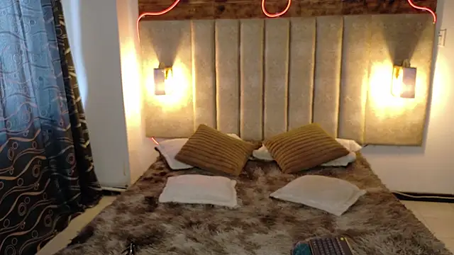 Alektra bryce online show from 09/24/25, 07:39