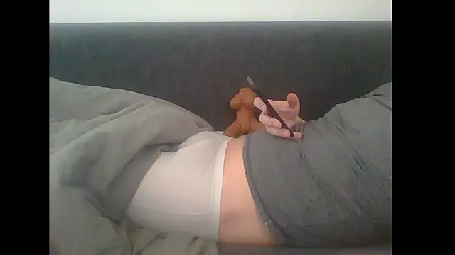 j3sp3r930 online show from 02/12/25, 01:37